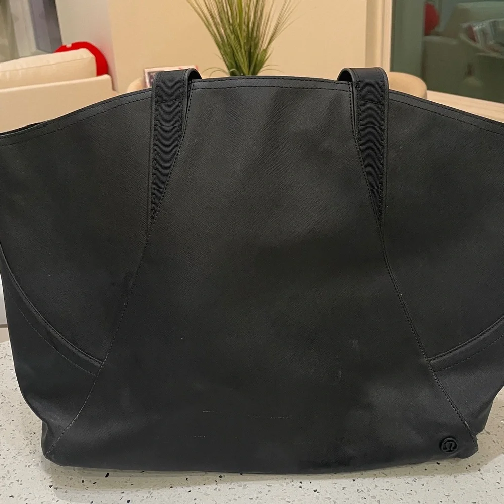 Lululemon All Day Black Go Wild Tote Bag